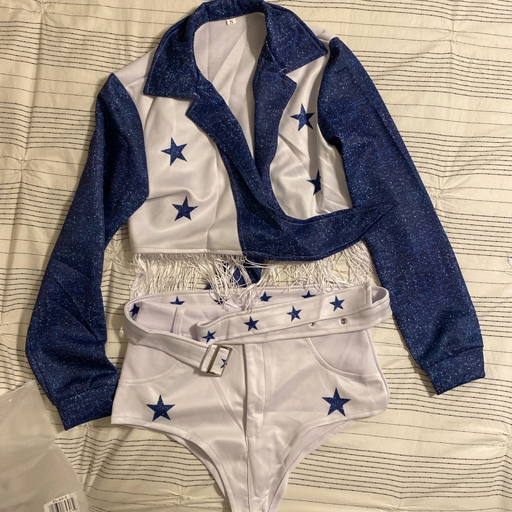 🎃NEW never worn Cowgirl Cheerleader Costume
